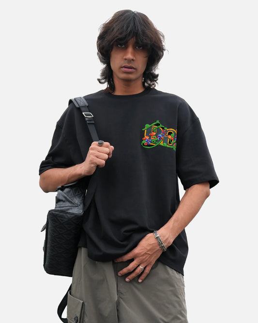 BLUORANG BLACK GARLAND T-SHIRT